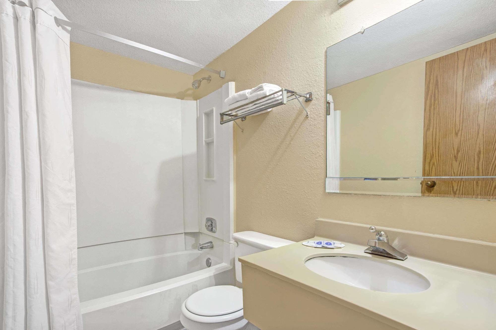 Monte Carlo Inn Houston Exterior foto